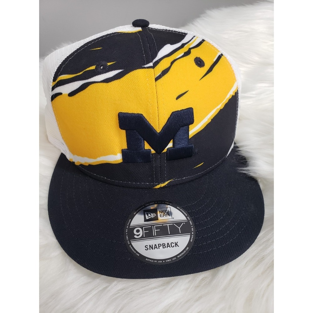 NEW - MICHIGAN WOLVERINES HAT trucker snapback tear stripes zebra new era 9fifty